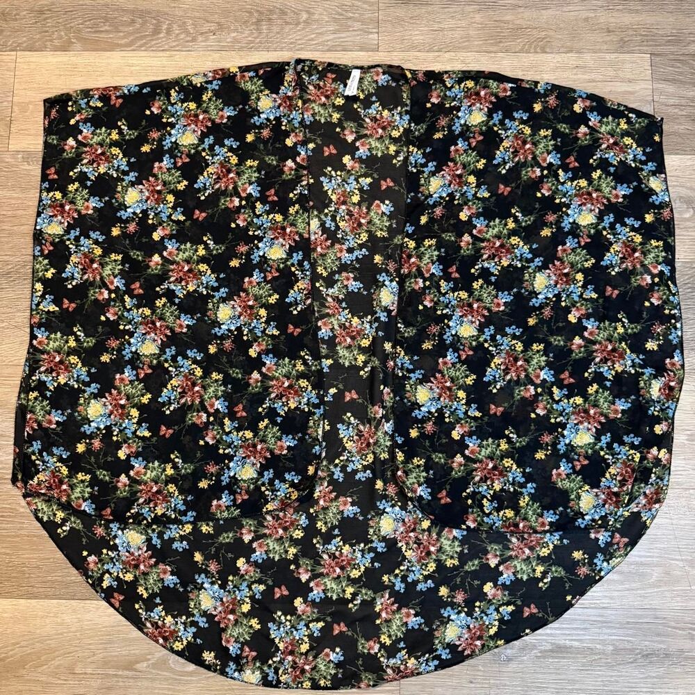Live 4 Truth Black Chiffon Floral Sheer Kimono Cardigan Open Front High Low [S]